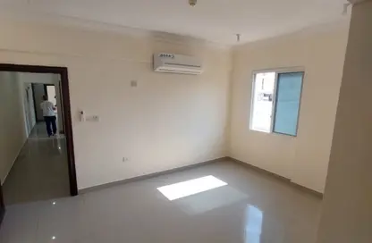 Apartment - 3 Bedrooms - 2 Bathrooms for rent in Najma - Doha