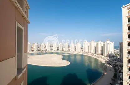 شقة - 2 غرف نوم - 3 حمامات للايجار في فيفا بحرية شرق - فيفا بحرية - جزيرة اللؤلؤة - الدوحة