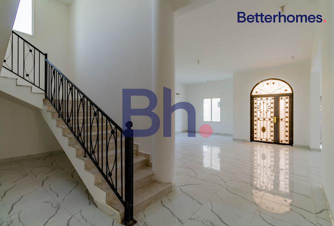 882726 - Property Image 2