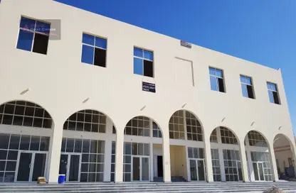 Shop - Studio - 1 Bathroom for rent in Birkat Al Awamer - Al Wakra