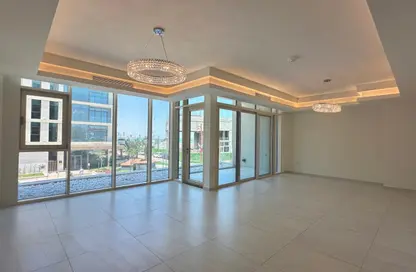 Apartment - 2 Bedrooms - 3 Bathrooms for sale in Gewan Island - The Pearl Island - Doha