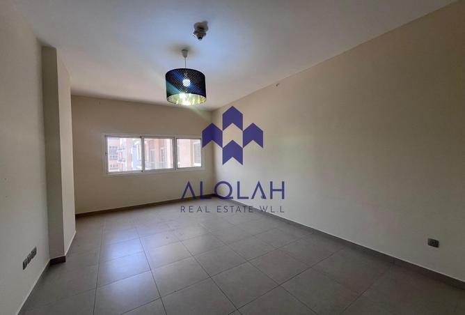 940122 - Property Main Image