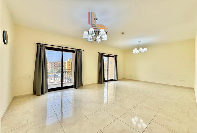 948875 - Property Image 2