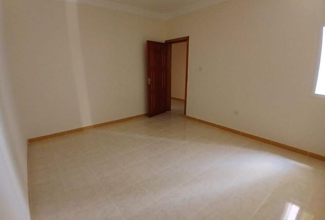 996663 - Property Image 2