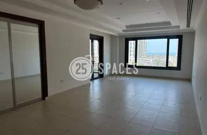 Apartment - 2 Bedrooms - 3 Bathrooms for rent in West Porto Drive - Porto Arabia - The Pearl Island - Doha