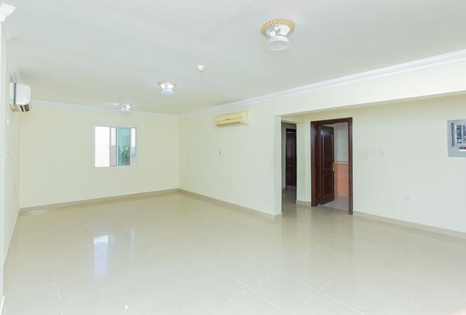 940849 - Property Image 2