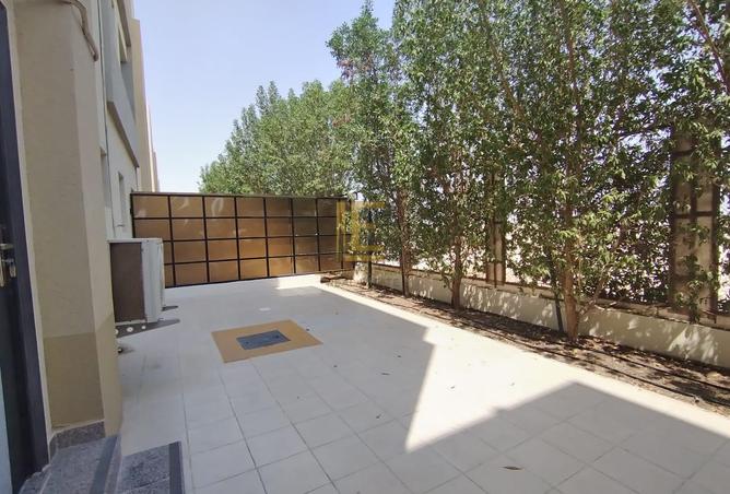 936981 - Property Image 3