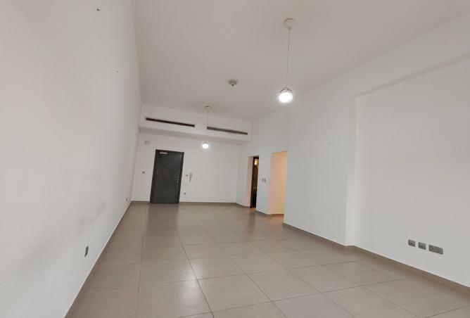 964683 - Property Image 2