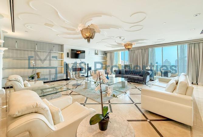 930874 - Property Image 2