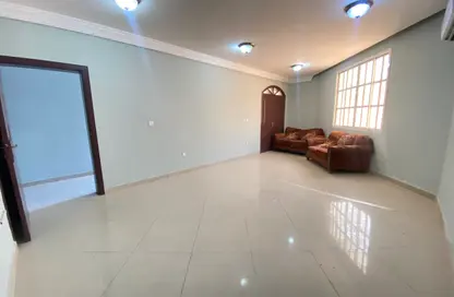 Apartment - Studio - 1 Bathroom for rent in Bu Hamour Street - Abu Hamour - Doha