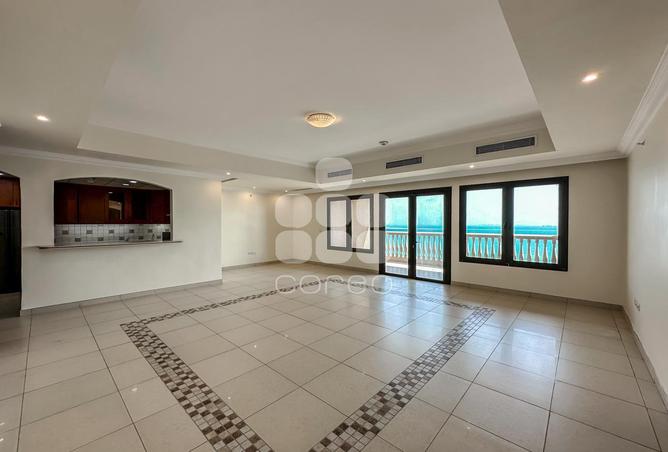 932458 - Property Image 2