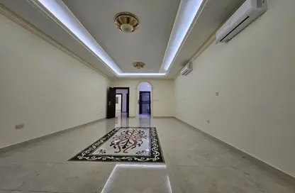 Villa - 6 Bedrooms - 7 Bathrooms for rent in Al Hadara Street - Al Thumama - Doha