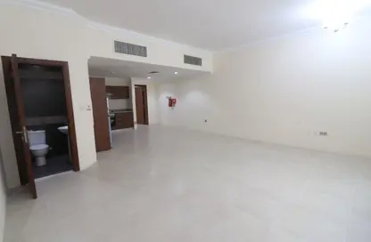 شقة - غرفة نوم - 2 حمامات للايجار في فوكس هيلز اي 13 - فوكس هيلز - الوسيل
