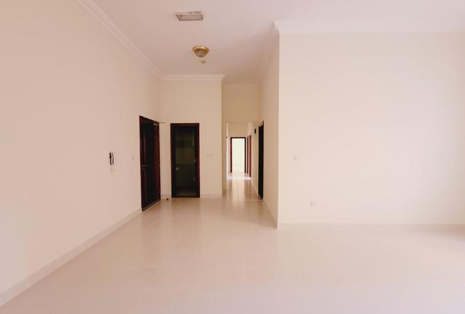 957891 - Property Image 3