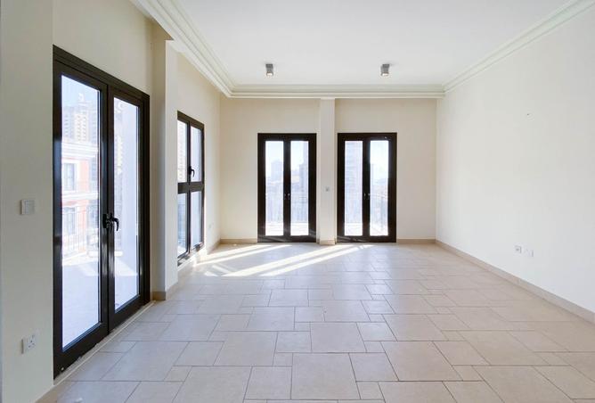 974808 - Property Image 2