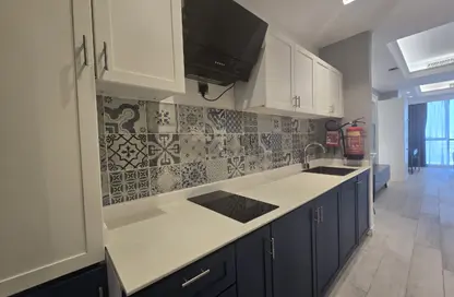 Apartment - Studio - 1 Bathroom for rent in Retaj Salwa Resort - Salwa Road - Doha