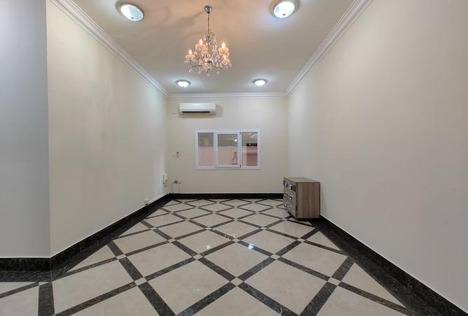 987700 - Property Main Image