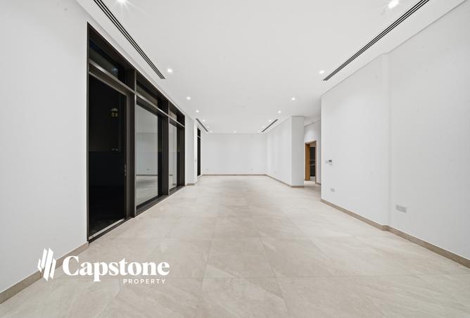 975169 - Property Image 2