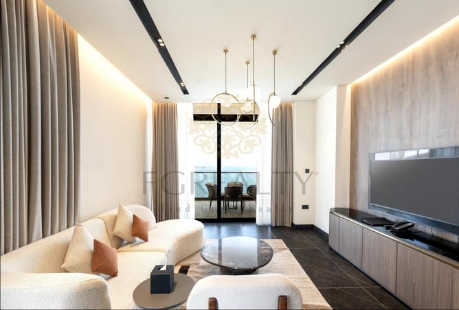 930261 - Property Image 2