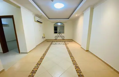 Apartment - 2 Bedrooms - 2 Bathrooms for rent in Al Sadd Road - Al Sadd - Doha