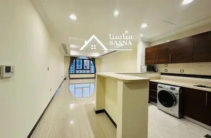 Apartment - 2 Bedrooms - 2 Bathrooms for rent in East Porto Drive - Porto Arabia - The Pearl Island - Doha Apartment - 2 Bedrooms - 2 Bathrooms for rent in East Porto Drive - Porto Arabia - The Pearl Island - Doha