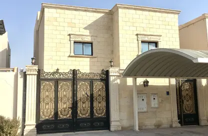 فيلا - 5 غرف نوم - 6 حمامات للبيع في 871 شارع - جنوب الدحيل - الدحيل - الدوحة