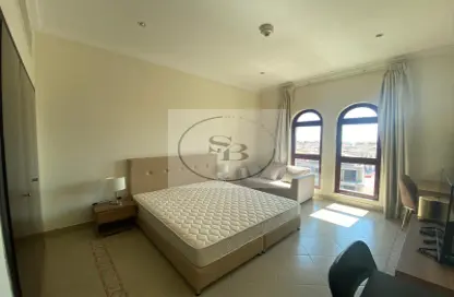 صورة لـ غرفة- غرفة النوم شقة - 1 حمام للايجار في مدينة سنترال - سنتر المدينة - جزيرة اللؤلؤة - الدوحة ، صورة رقم 1