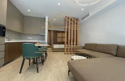 Apartment - Studio - 1 Bathroom for rent in Ramada Commercial Building - Al Rawabi Street - Al Muntazah - Doha