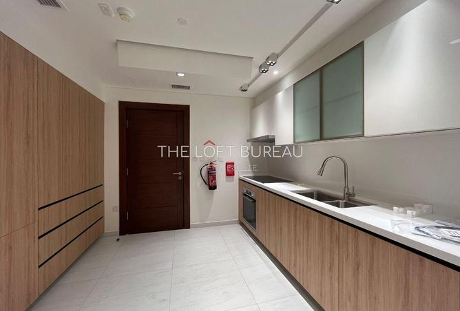 905207 - Property Image 2