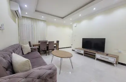 Apartment - 2 Bedrooms - 2 Bathrooms for rent in Al Mansoura - Al Mansoura - Doha