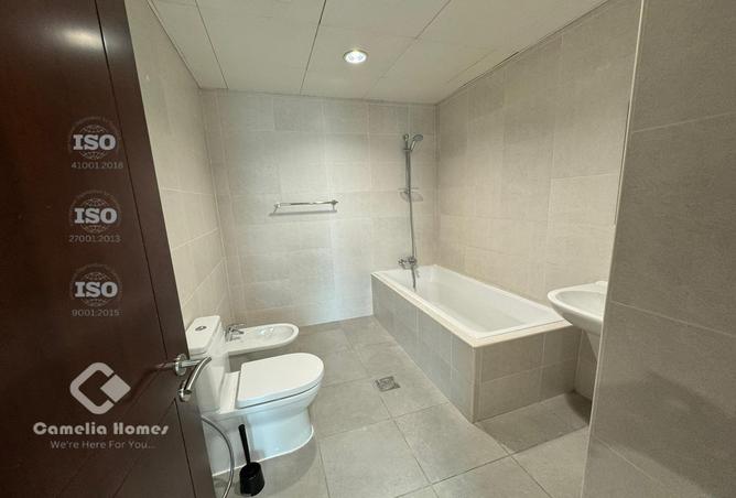 985707 - Property Image 2