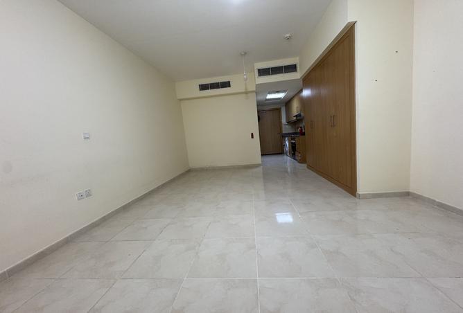 998733 - Property Main Image