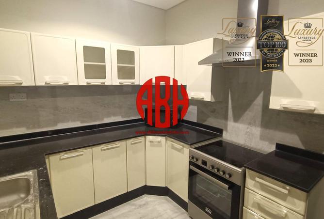 926512 - Property Image 2