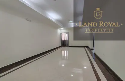 Apartment - 3 Bedrooms - 3 Bathrooms for rent in Najma street - Old Airport Road - Doha