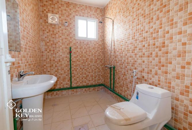 908308 - Property Image 2