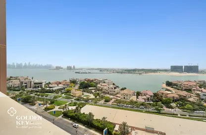 Apartment - 1 Bedroom - 2 Bathrooms for rent in West Porto Drive - Porto Arabia - The Pearl Island - Doha
