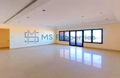 Apartment - 3 Bedrooms - 4 Bathrooms for rent in East Porto Drive - Porto Arabia - The Pearl Island - Doha
