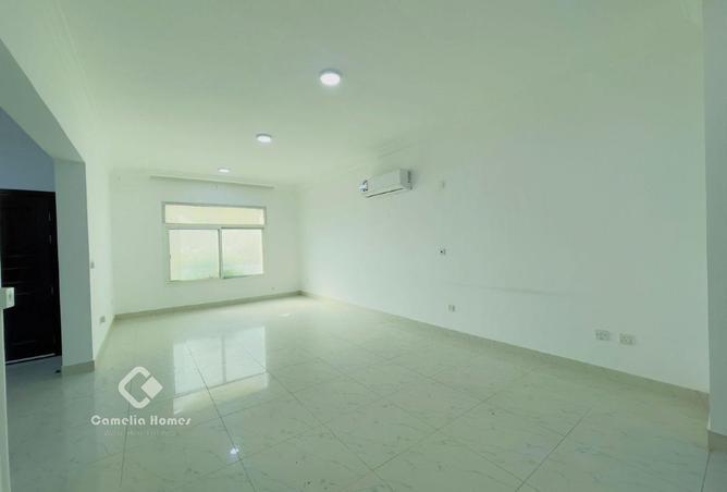 945193 - Property Image 3