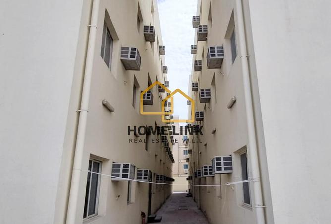 955671 - Property Image 2