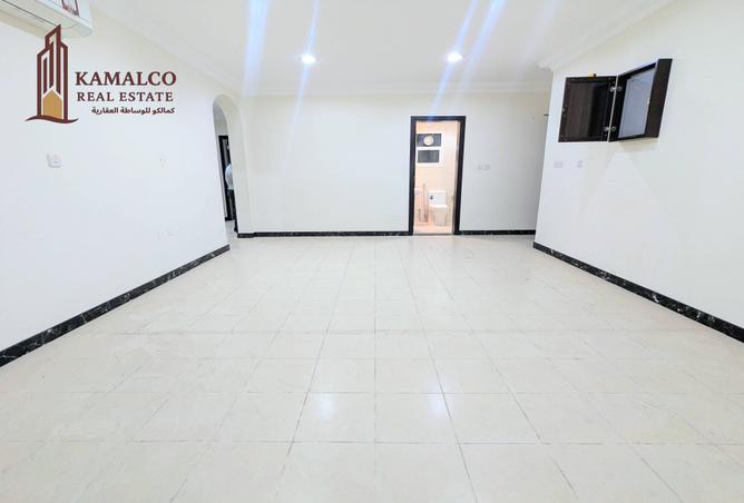 941823 - Property Image 2