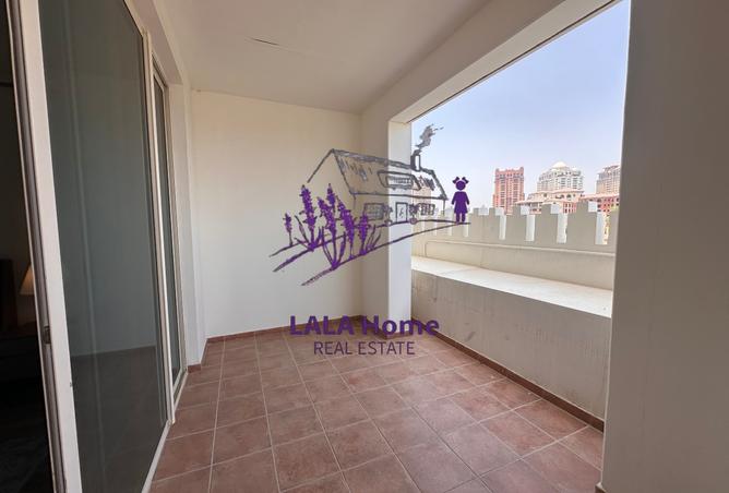 864215 - Property Image 2