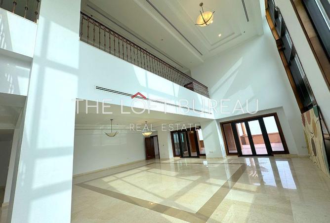 915032 - Property Image 2