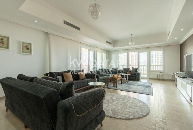 967260 - Property Image 2