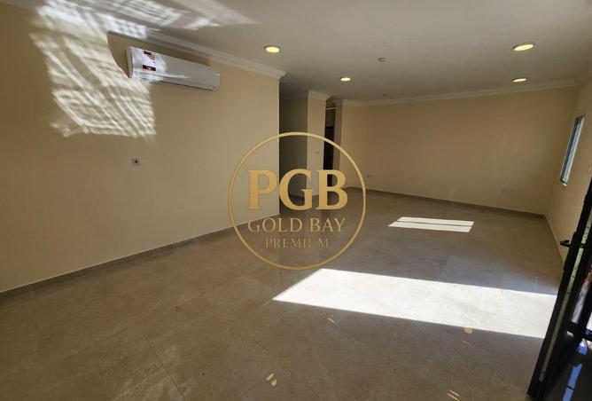 1009880 - Property Image 2