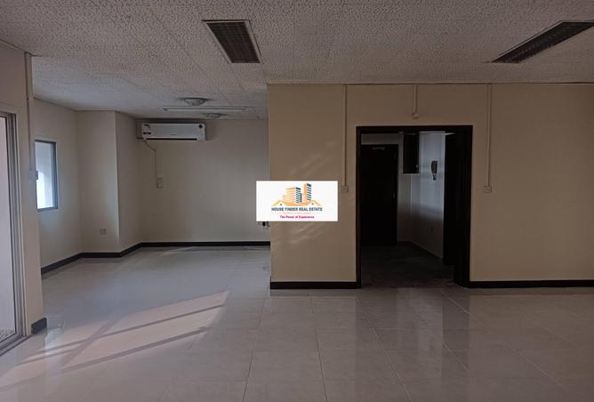 976519 - Property Image 3