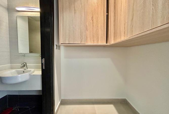 975817 - Property Image 3