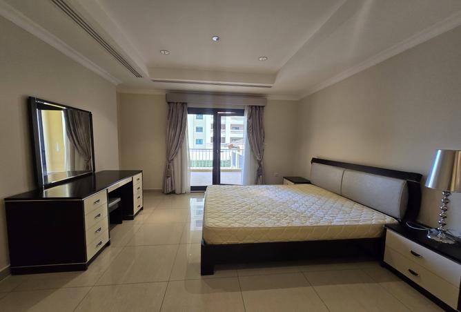 1002431 - Property Image 2