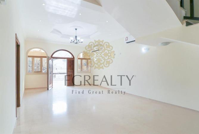 832739 - Property Main Image
