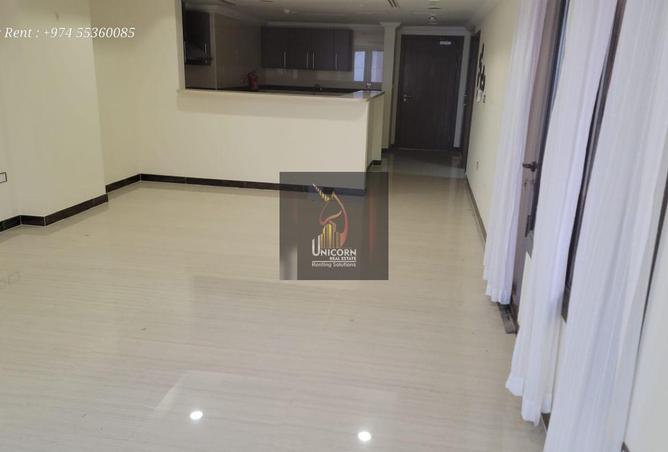 903733 - Property Image 3