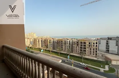 Apartment - 2 Bedrooms - 3 Bathrooms for rent in Tower 29 - Porto Arabia - The Pearl Island - Doha